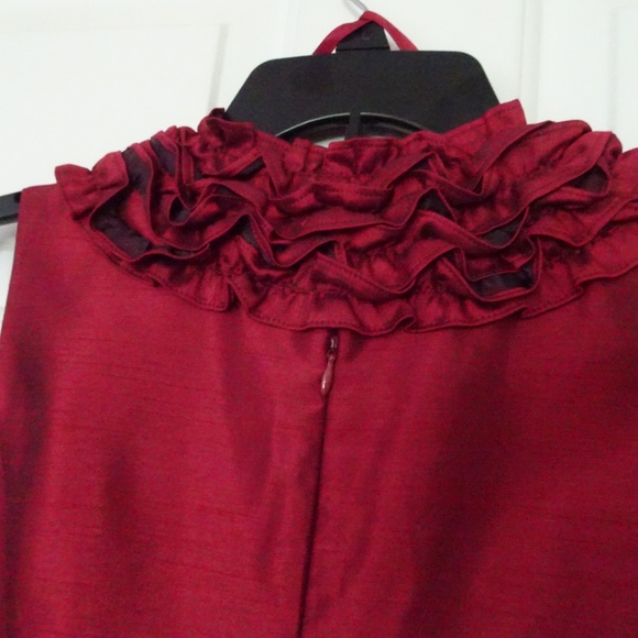Wine Size 6 Party/Cocktail Dress-Ruffle-Belt - Picture 5 of 8